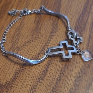 Vintage Silver Cross Charm Bracelet with Faceted Crystal Accent